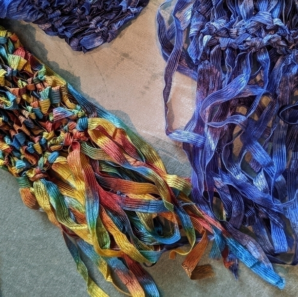 𝅺a Pair of Handmade Fringed Scarves - Picture 3 of 3